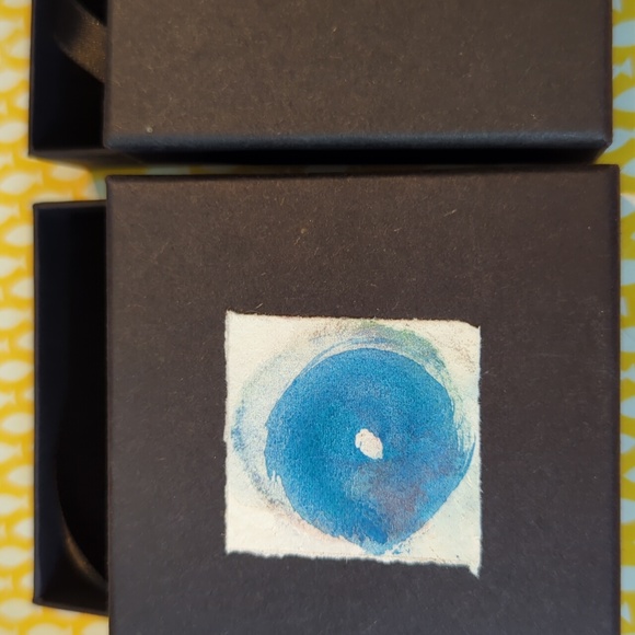 Glass art brooch pin, very eye catching for jacket / blazer lapel. NEW Jewellery - Picture 10 of 11